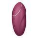 Перспективний ракурс бордового вібратора для клітора Satisfyer Tap & Climax 1 в напівпрофіль
